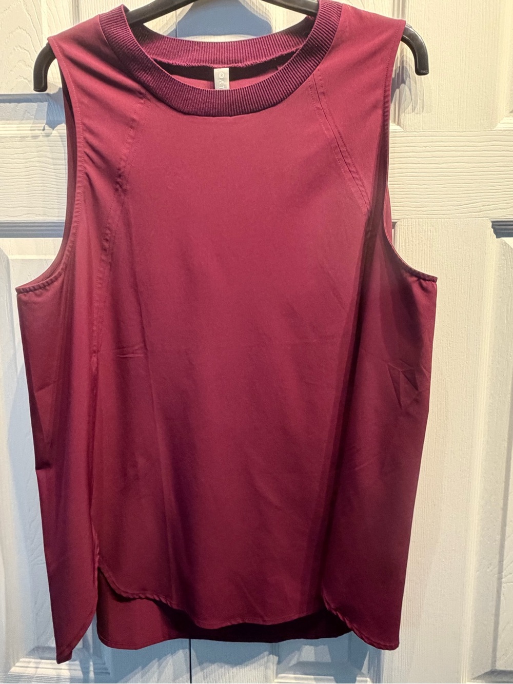 Athleta Zephyr Sleeveless Tank Top - Deep Wine